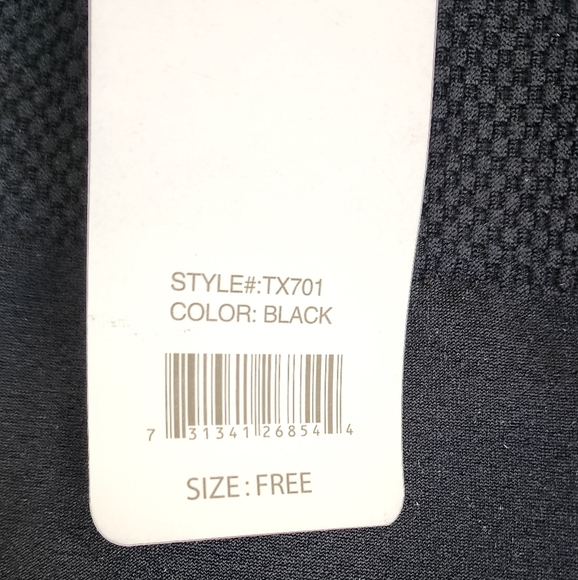 Sofra High-Waisted Seamless Black Leggings - Picture 9 of 12